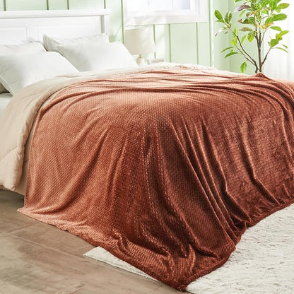 NEWCOSPLAY Super Soft Throw Blanket Ombre Coffee Premium Silky Flannel Fleece Leaves Pattern Lightweight Bed Blanket All Season Use (Ombre Coffee, Throw(50"x60"))