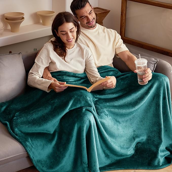 Exclusivo Mezcla Fleece Throw Blanket for Couch, Sofa, 300GSM Super Soft and Warm Blankets, Teal Throw All Season Use, Cozy, Plush, Lightweight, 50x60 Inches