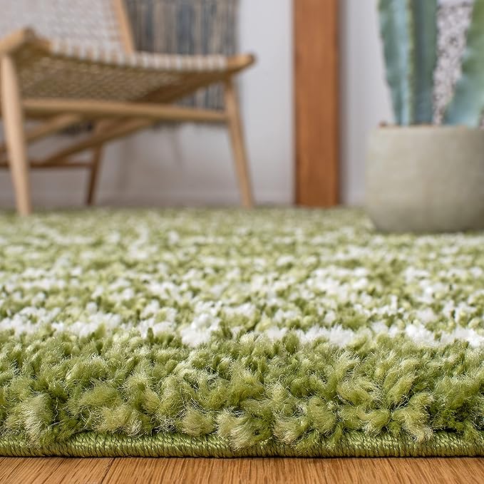 SAFAVIEH Arizona Shag Collection Area Rug - 6'7" x 9'2", Green & Ivory, Moroccan Design, Non-Shedding & Easy Care, 1.6-inch Thick Ideal for High Traffic Areas in Living Room, Bedroom (ASG741X)