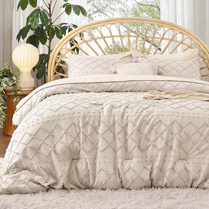 Bedsure Full Comforter Set - Beige Comforter, Boho Tufted Shabby Chic Bedding for Kids, 3 Pieces Vintage Farmhouse Bed Set for All Seasons, Fluffy Soft Bedding with 2 Pillow Shams