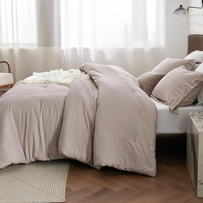 Bedsure Queen Comforter Set - Warm Taupe Soft Bedding for All Seasons, Cationic Dyed Bed Set, 3 Pieces, 1 Queen Size Comforter (90"x90") and 2 Pillow Shams (20"x26"+2")