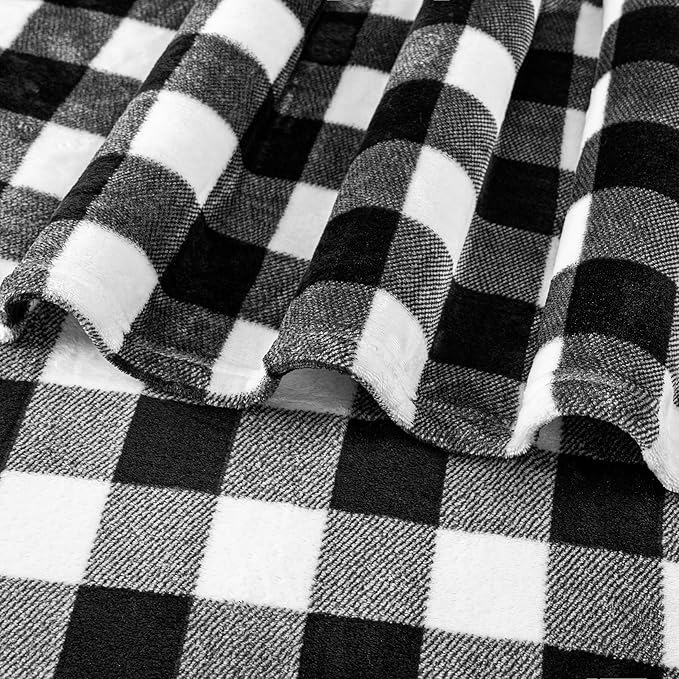 PAVILIA Black and White Buffalo Plaid Fleece Bed Blanket Queen Size, Soft Checkered Flannel Blanket for Sofa, Plaid Christmas Couch Throw Bed, Warm Cozy Decorative Blanket Fall Decor Gift, 90x90