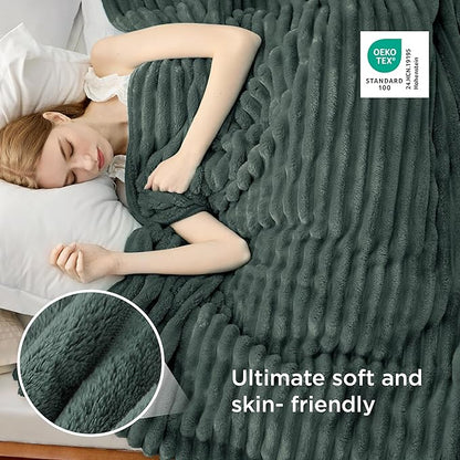 Bedsure GentleSoft Mallard Green Full Blanket for Bed - Cozy Soft Blankets for Women, Cute Large Throws for Girls, 84x90 Inches
