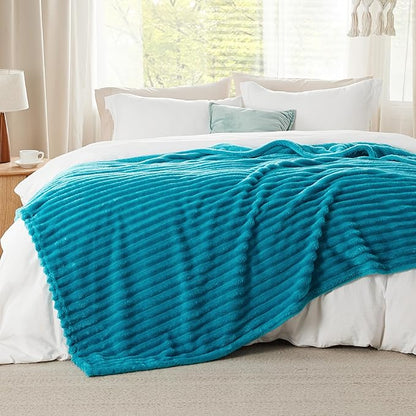 Bedsure GentleSoft Teal Full Blanket for Bed - Cozy Soft Blankets for Women, Cute Large Throws for Girls, 84x90 Inches