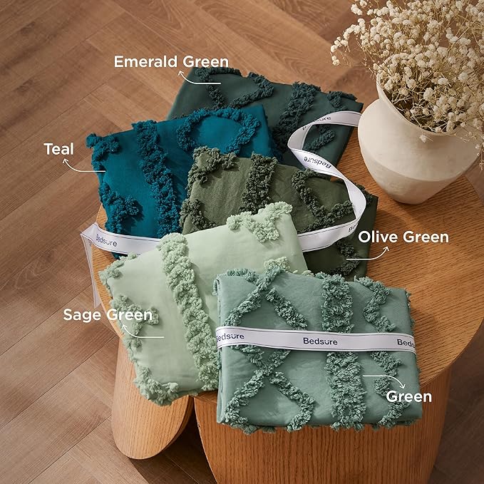 Bedsure Tufted Boho Comforter Set California King - Sage Green Boho Bed Set, GentleSoft™ 3 Pieces Farmhouse Shabby Chic Embroidery Bedding, Gifts for Woman, Soft Jacquard Comforter for All Seasons