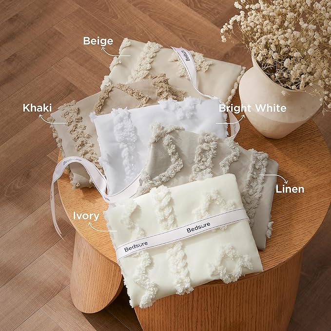Bedsure Tufted Boho Comforter Set King Size - Ivory Boho Bed Set, GentleSoft™ 3 Pieces Farmhouse Shabby Chic Embroidery Bedding, Gifts for Woman, Soft Jacquard King Comforter for All Seasons