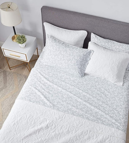 Laura Ashley - Flannel Sheets Queen Size, Anti-Pilling & Wrinkle Resistant Cotton, Touchably Soft for All-Season Comfort - Bed Sheets with Matching Pillowcases & Fitted Sheet (Crestwood Pastel Grey)
