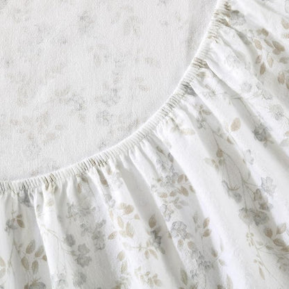 Laura Ashley - Flannel Sheets Queen Size, Anti-Pilling & Wrinkle Resistant Cotton, Touchably Soft for All-Season Comfort - Bed Sheets with Matching Pillowcases & Fitted Sheet (Fawna Grey)