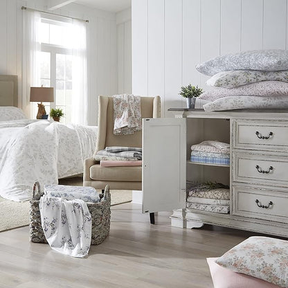 Laura Ashley - Flannel Sheets King Size, Anti-Pilling & Wrinkle Resistant Cotton, Touchably Soft for All-Season Comfort - Bed Sheets with Matching Pillowcases & Fitted Sheet (Crestwood Pastel Grey)