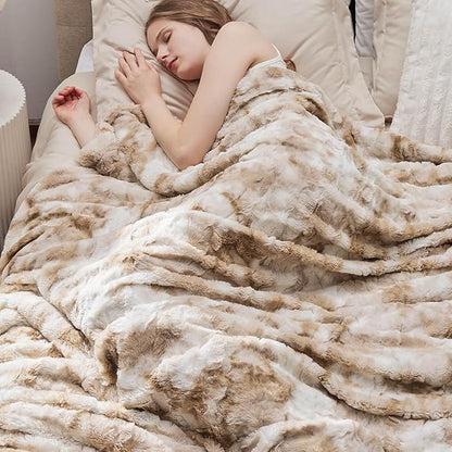 Bedsure GentleSoft Sherpa Fluffy Blanket King Size for Bed - Fleece Warm and Cozy for Women Gift, Plush & Fuzzy Faux Fur Christmas Blanket for Couch, Sofa Decor, Tie Dye Design, Beige, 108x90 Inches