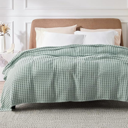 Bedsure Cooling Cotton Waffle Full Size Blanket - Lightweight Breathable Blanket of Rayon Derived from Bamboo for Hot Sleepers, Luxury Throws for Bed, Couch and Sofa, Mint Green, 80x90 Inches