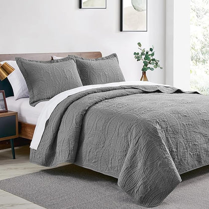 Love's cabin Quilts for Queen Bed Grey Bedspreads - Soft Bed Summer Lightweight Bedspread Comforter - Modern Style Coin Pattern Coverlet for All Season - 3 Pieces (1 Quilt, 2 Pillow Shams)