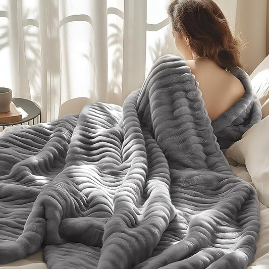 Bedsure GentleSoft Frost Gray Twin Blanket for Bed - Cozy Soft Blankets for Women, Cute Large Throws for Girls, 66x90 Inches