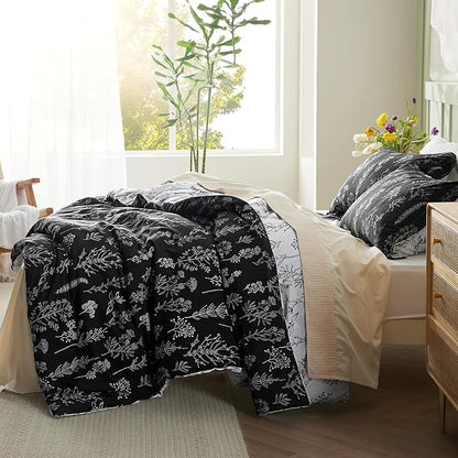 Bedsure King Comforter Set - Black Bed Set, 3 Pieces Cute Floral Bedding, 1 Soft Reversible Botanical Flowers Comforter and 2 Pillow Shams