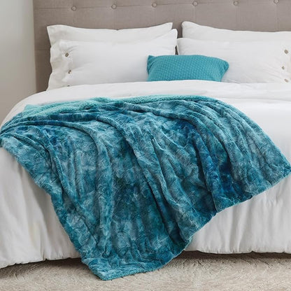 Bedsure GentleSoft Sherpa Fluffy Blanket Twin Size - Fleece Warm and Cozy Throw for Women Gift, Plush & Fuzzy Faux Fur Christmas Blanket for Couch, Sofa, Bed Decor, Tie Dye Design, Teal, 60x80 Inches