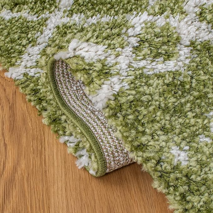 SAFAVIEH Arizona Shag Collection Area Rug - 6'7" x 9'2", Green & Ivory, Moroccan Design, Non-Shedding & Easy Care, 1.6-inch Thick Ideal for High Traffic Areas in Living Room, Bedroom (ASG741X)